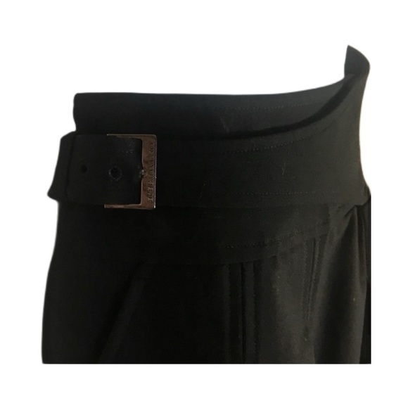 BCBGMAXAZRIA Black Skirt with Tab Waist Detail - Picture 4 of 6